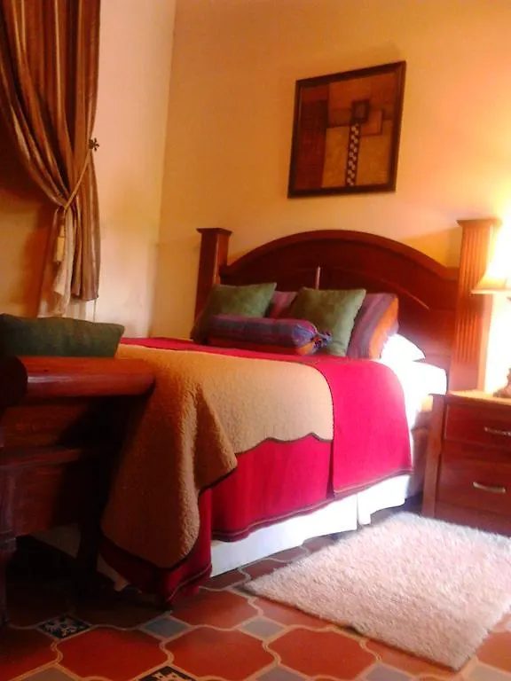 ***  Hotel Palacio Chico 1850 Antigua Guatemala